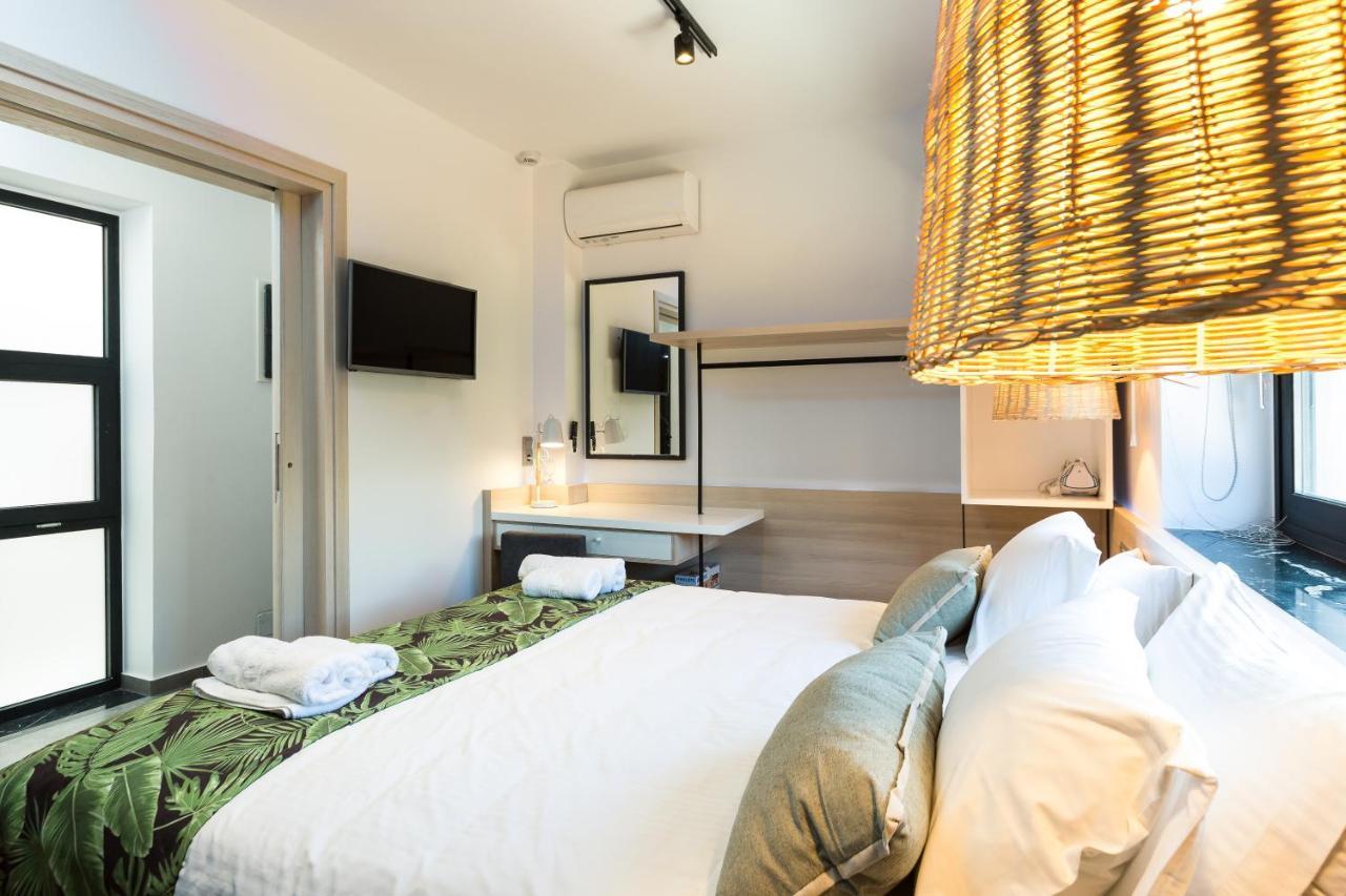 Two-Bedroom Suite Swim Up