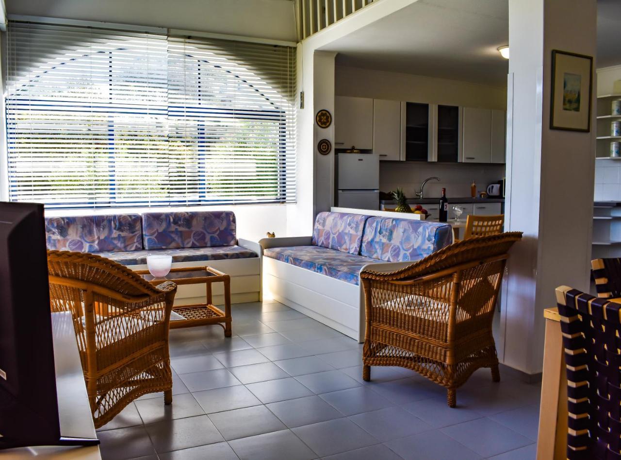 Three-Bedroom Villa Garden View