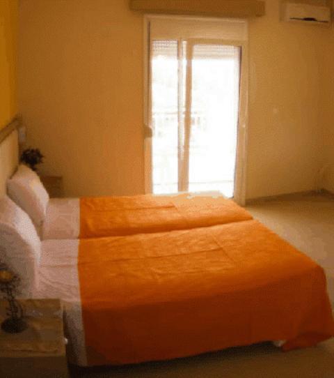 Studio (2 Adults) with Gardenview - Ground Floor
