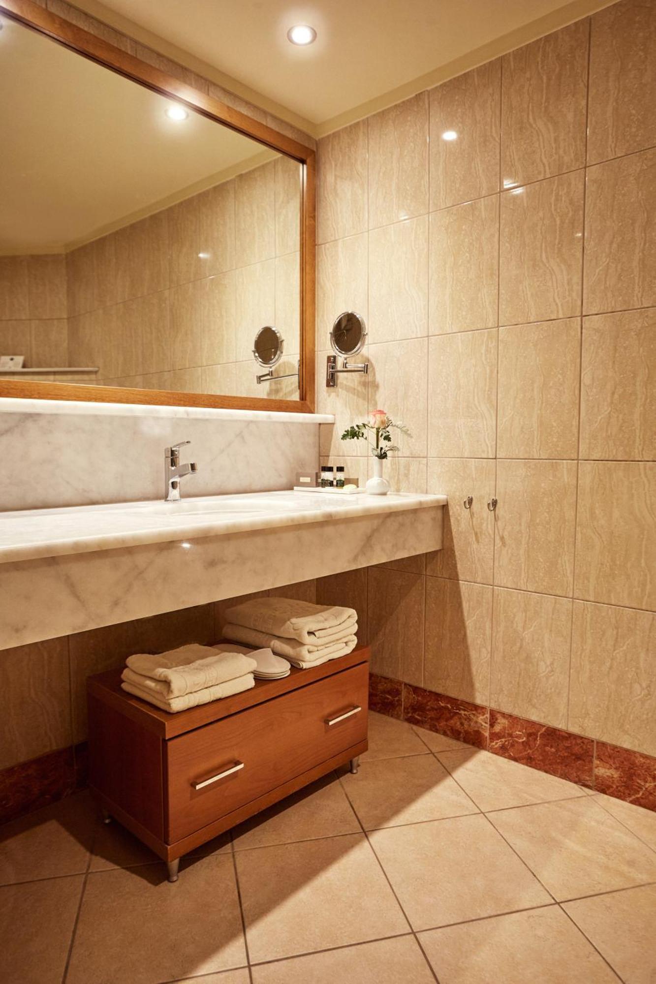 Double or Twin Room Pool View