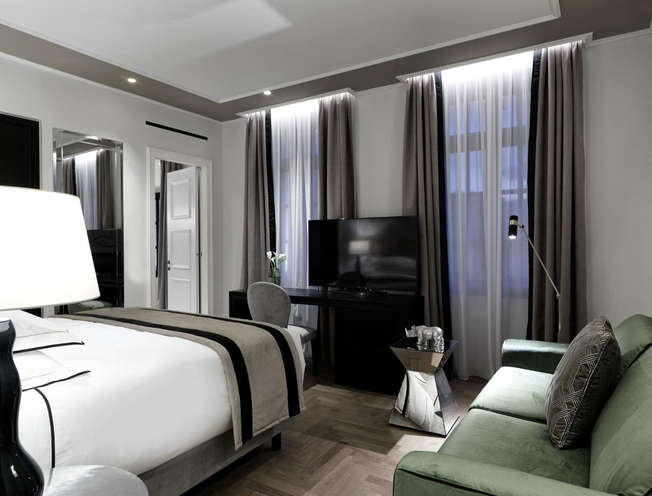 Junior Suite with City View