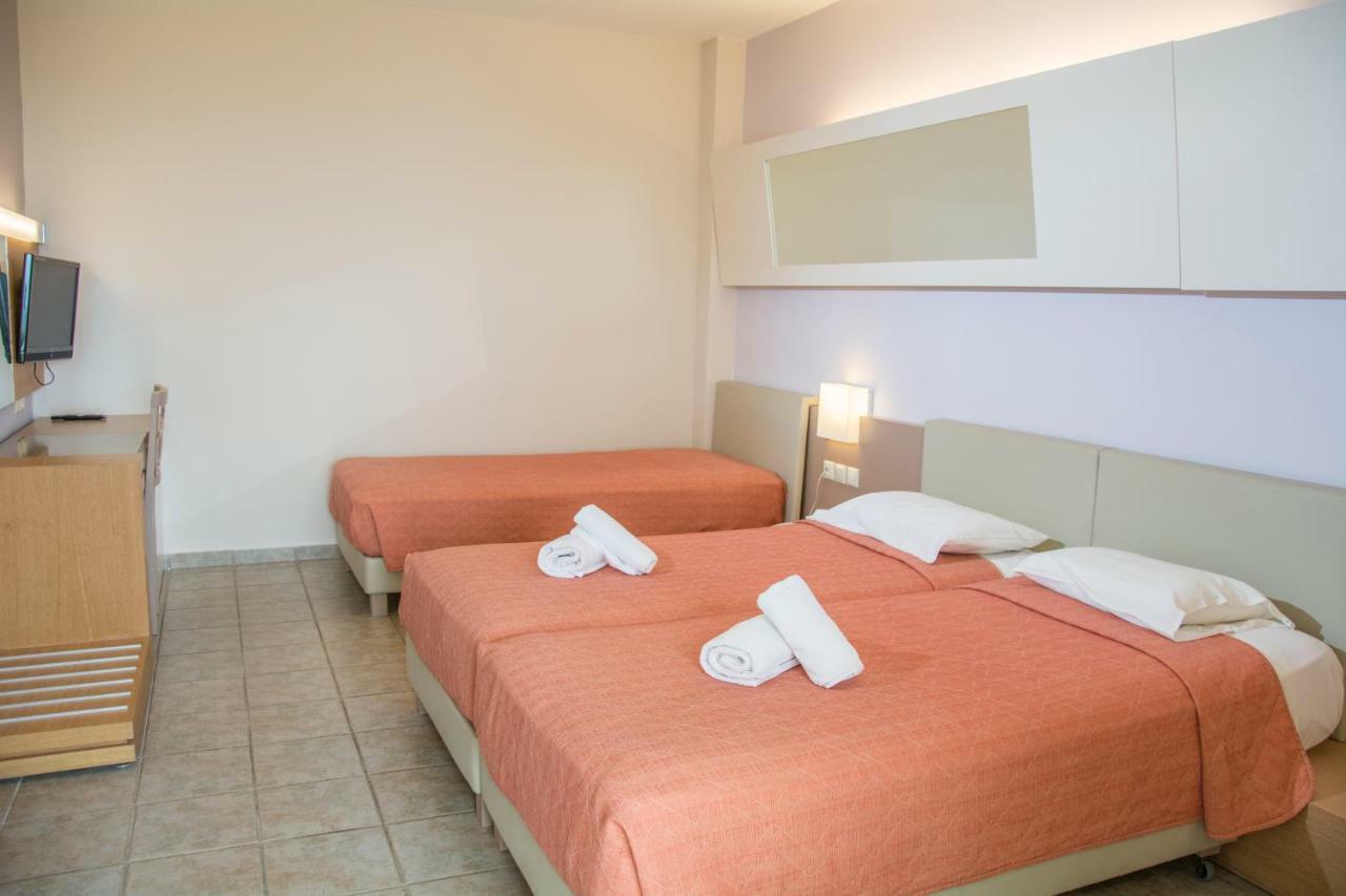 Triple Room Sea View