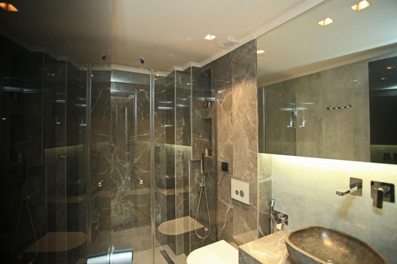 Luxury Quadruple Room