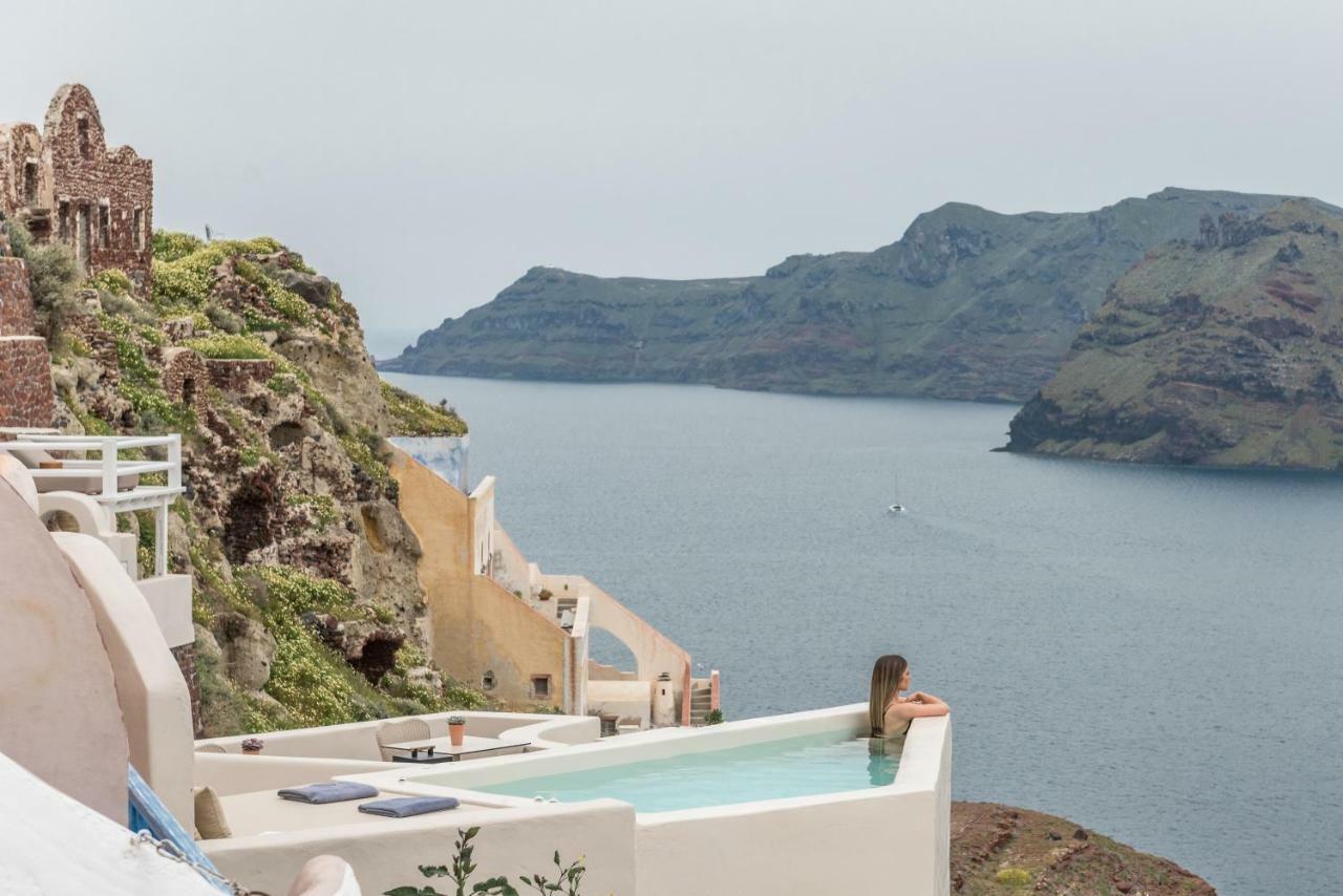 Suite with Plunge Pool-Caldera Sunset View