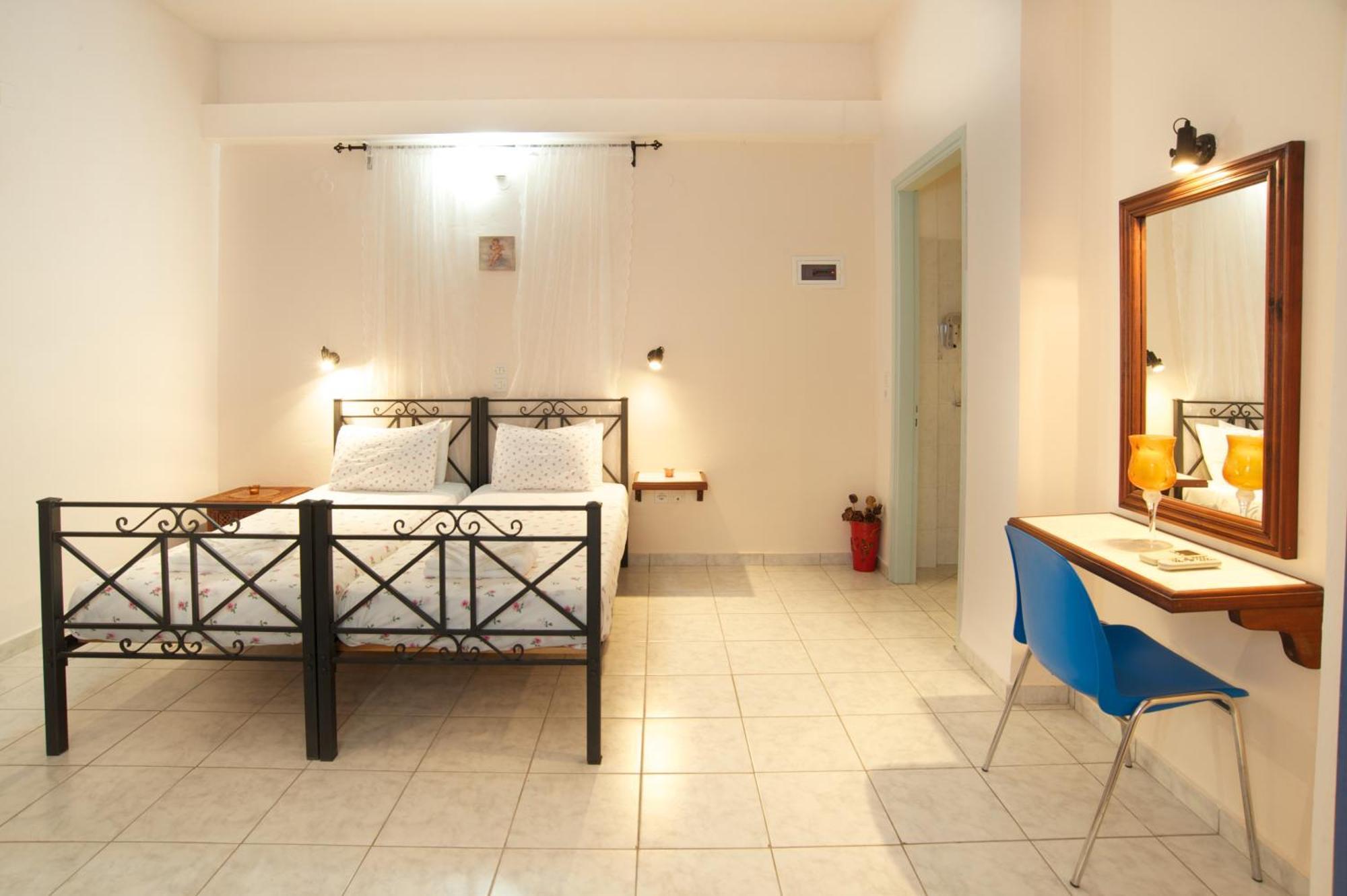 Studio with Sea View (2 Adults)