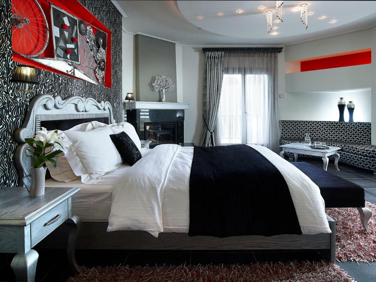 Honeymoon Suite Mountain View