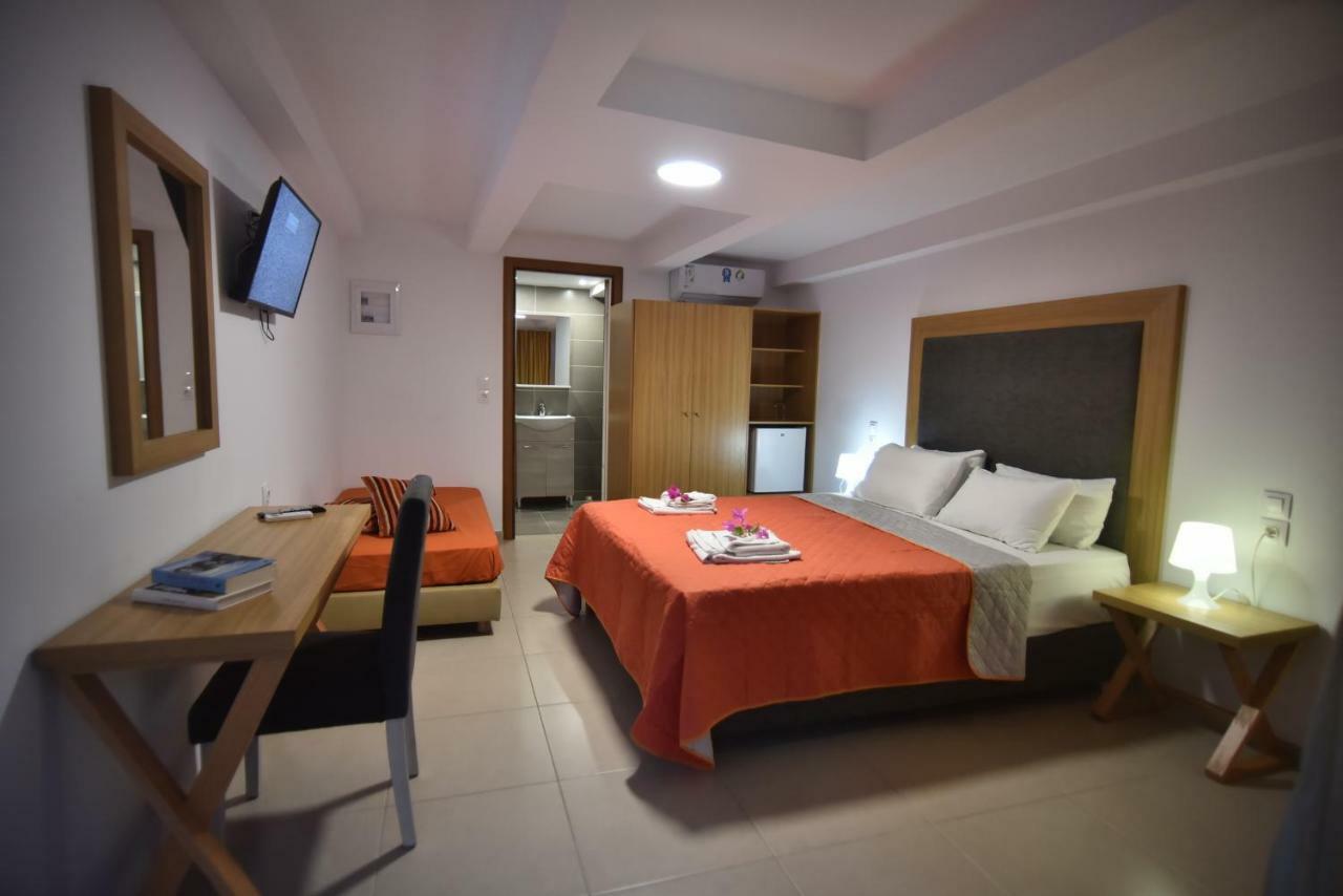 Comfort Triple Room