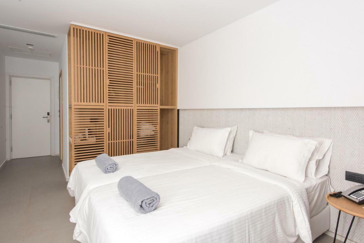 Superior Double Room - Swim Up