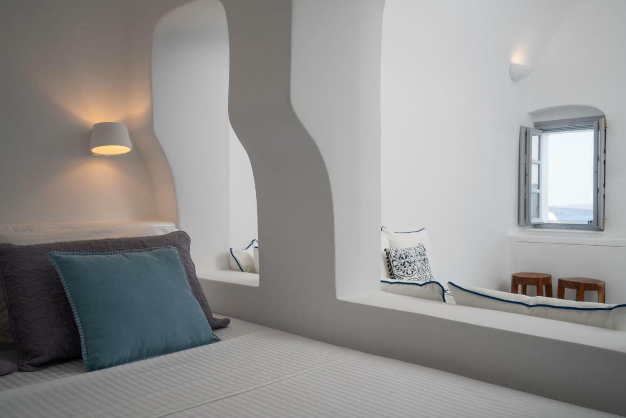 Suite Balcony Blue Domes View