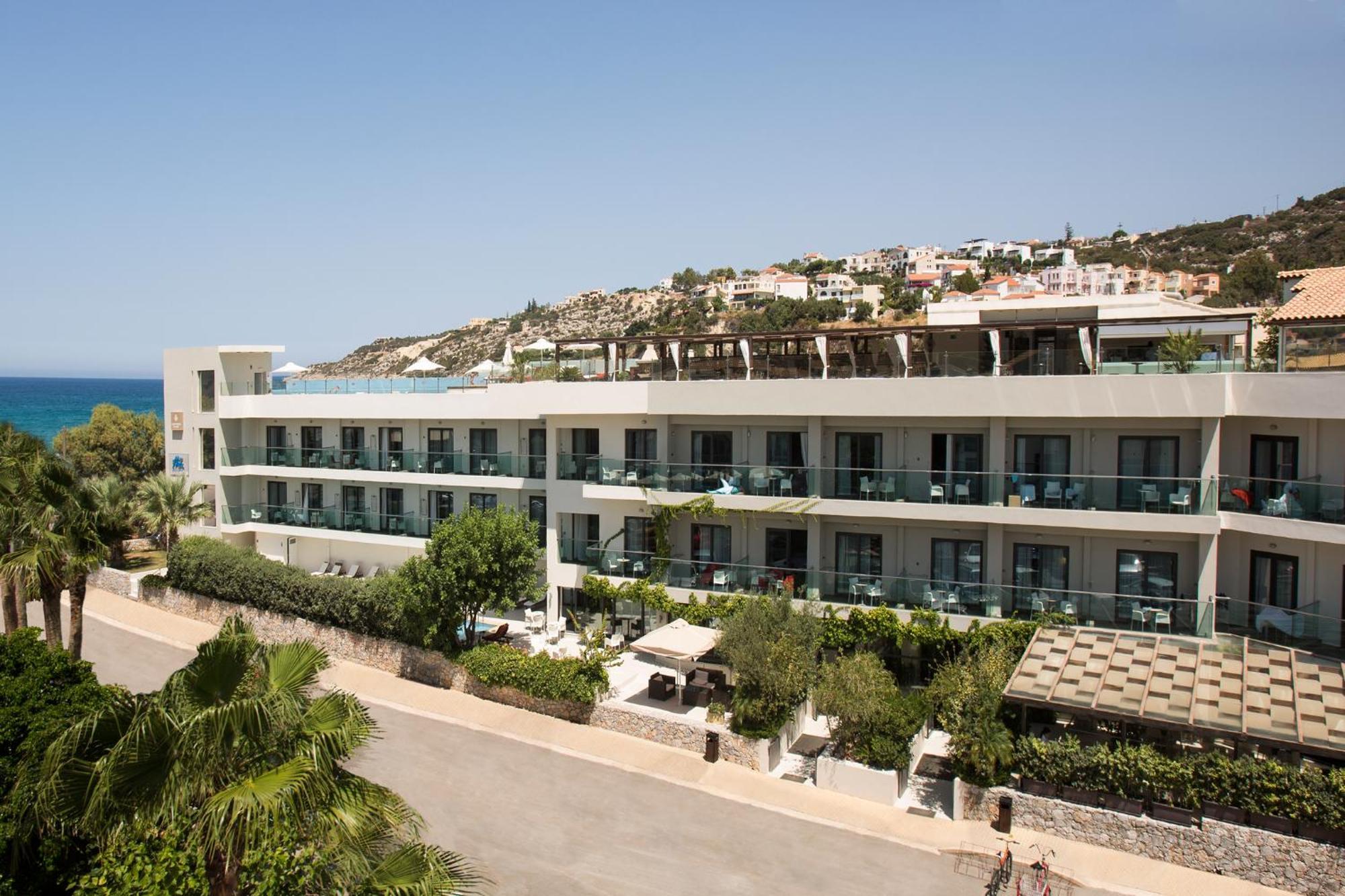 Superior Double or Twin Room Side Sea View