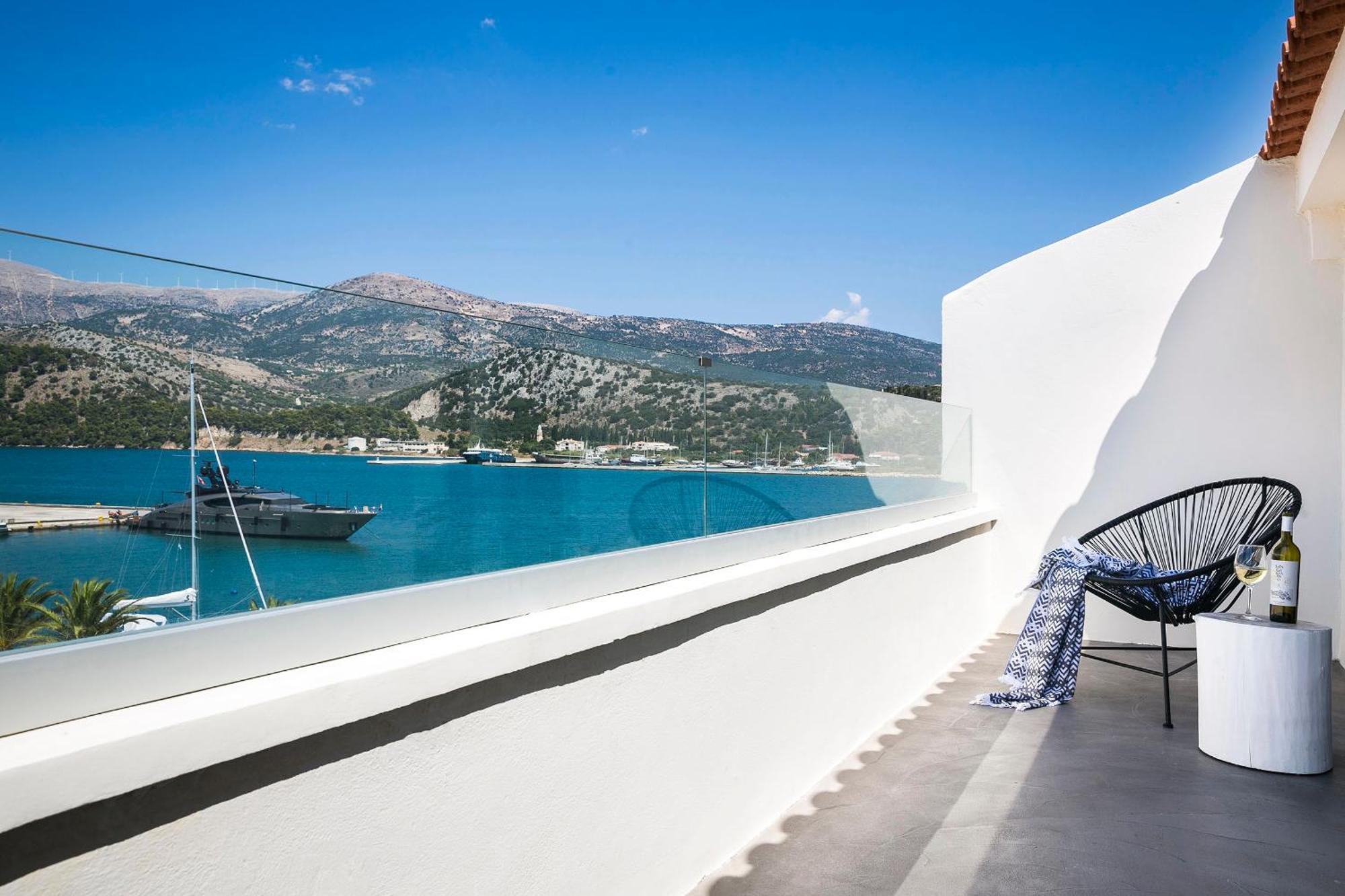 Superior Double Room Side Sea View