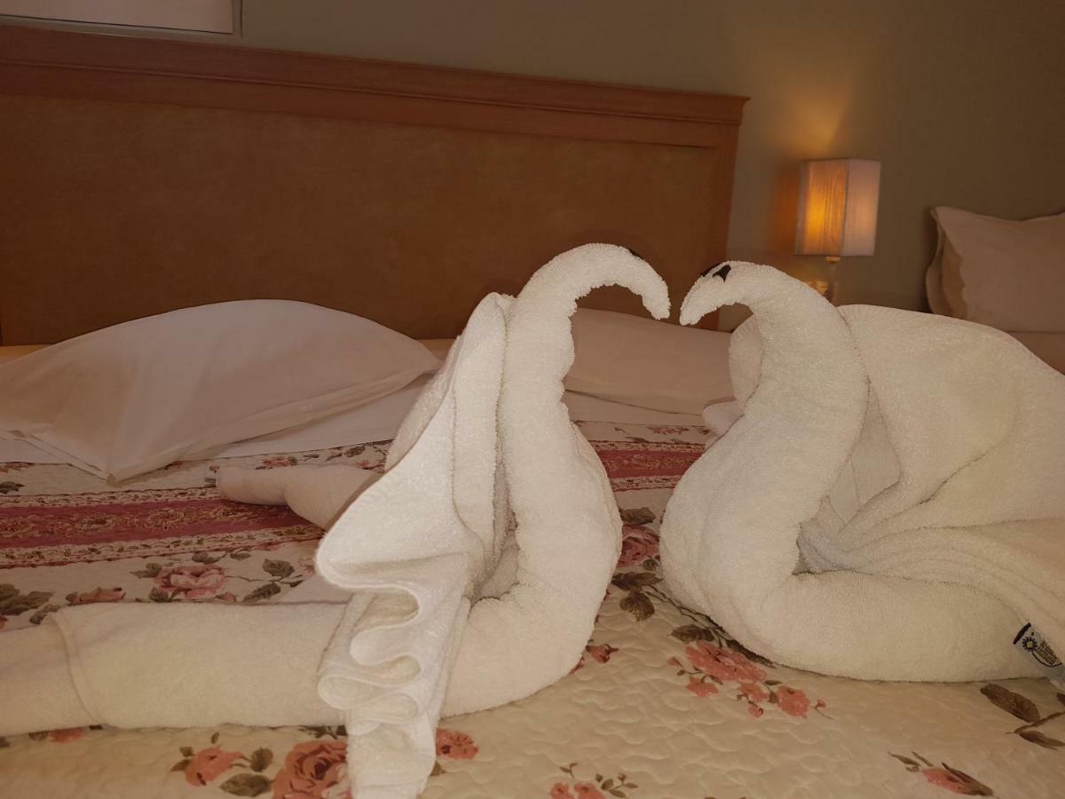 Double or Twin Room Sea View