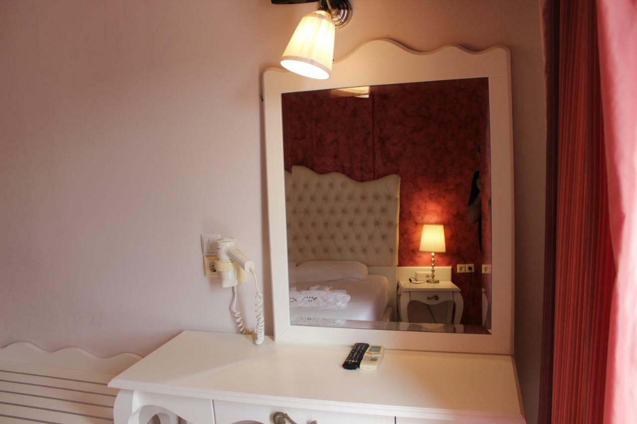 Deluxe Double or Twin Room Sea View