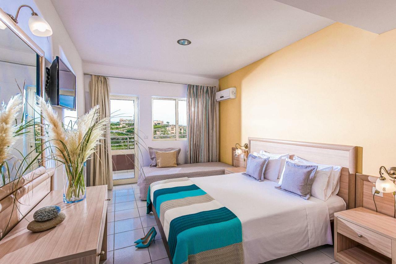 Double Room Side Sea View or Garden View Annex