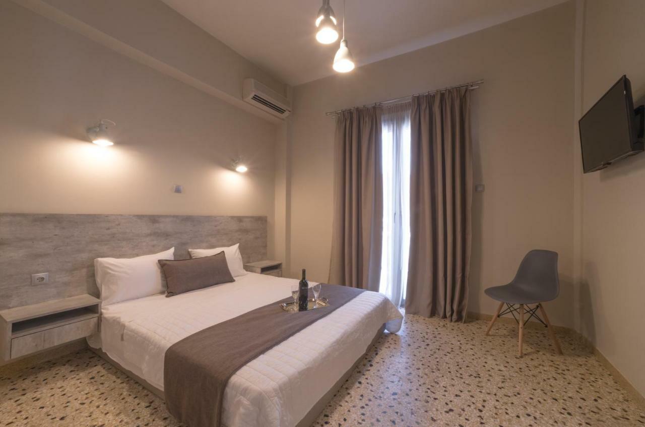 Double Room Mountain or Garden View