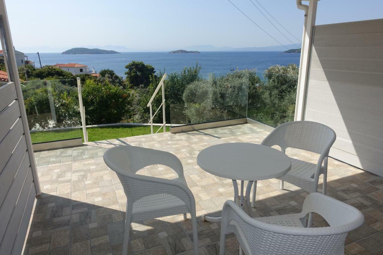 Double or Twin Room Sea View