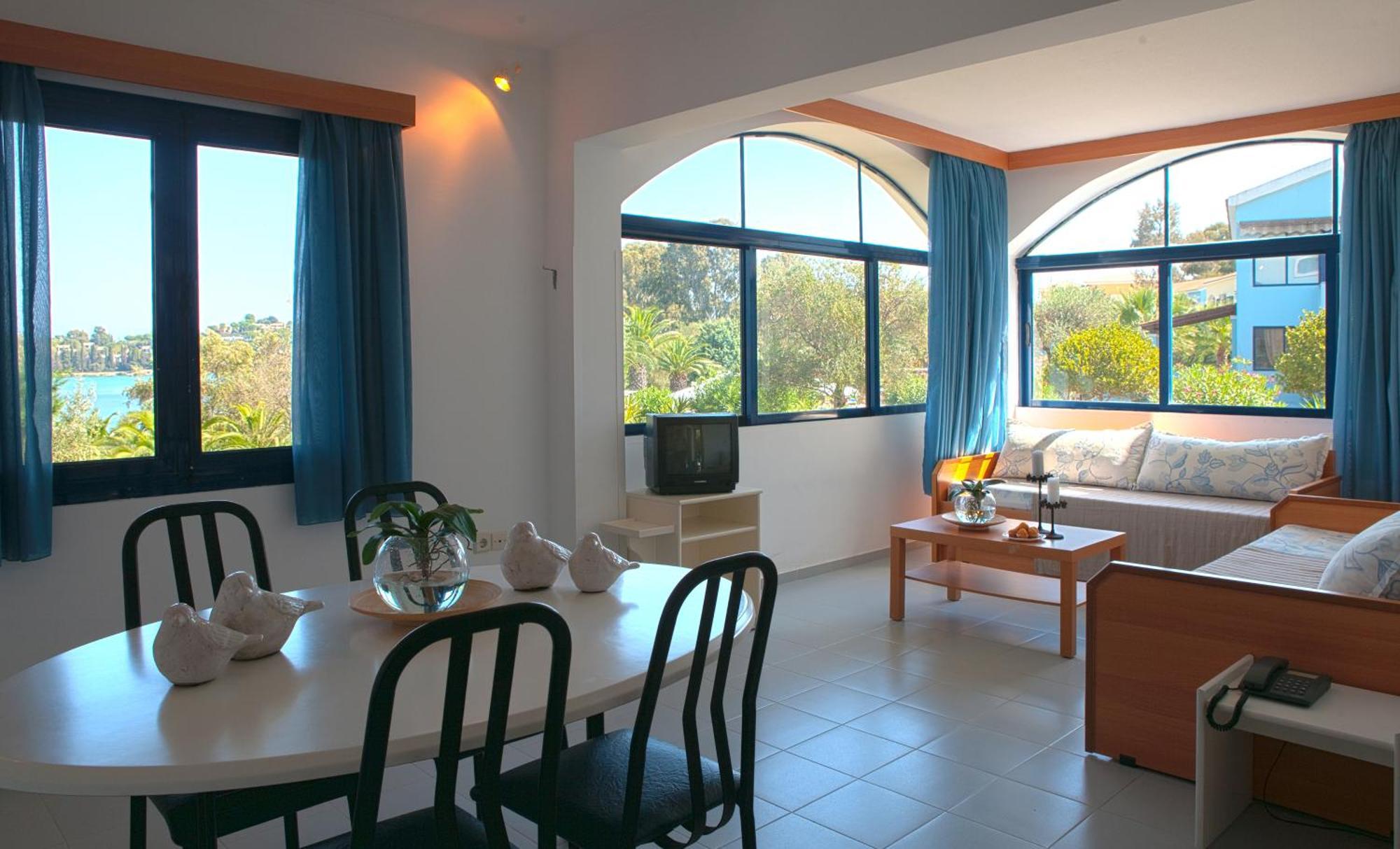 One-Bedroom Apartment Garden View