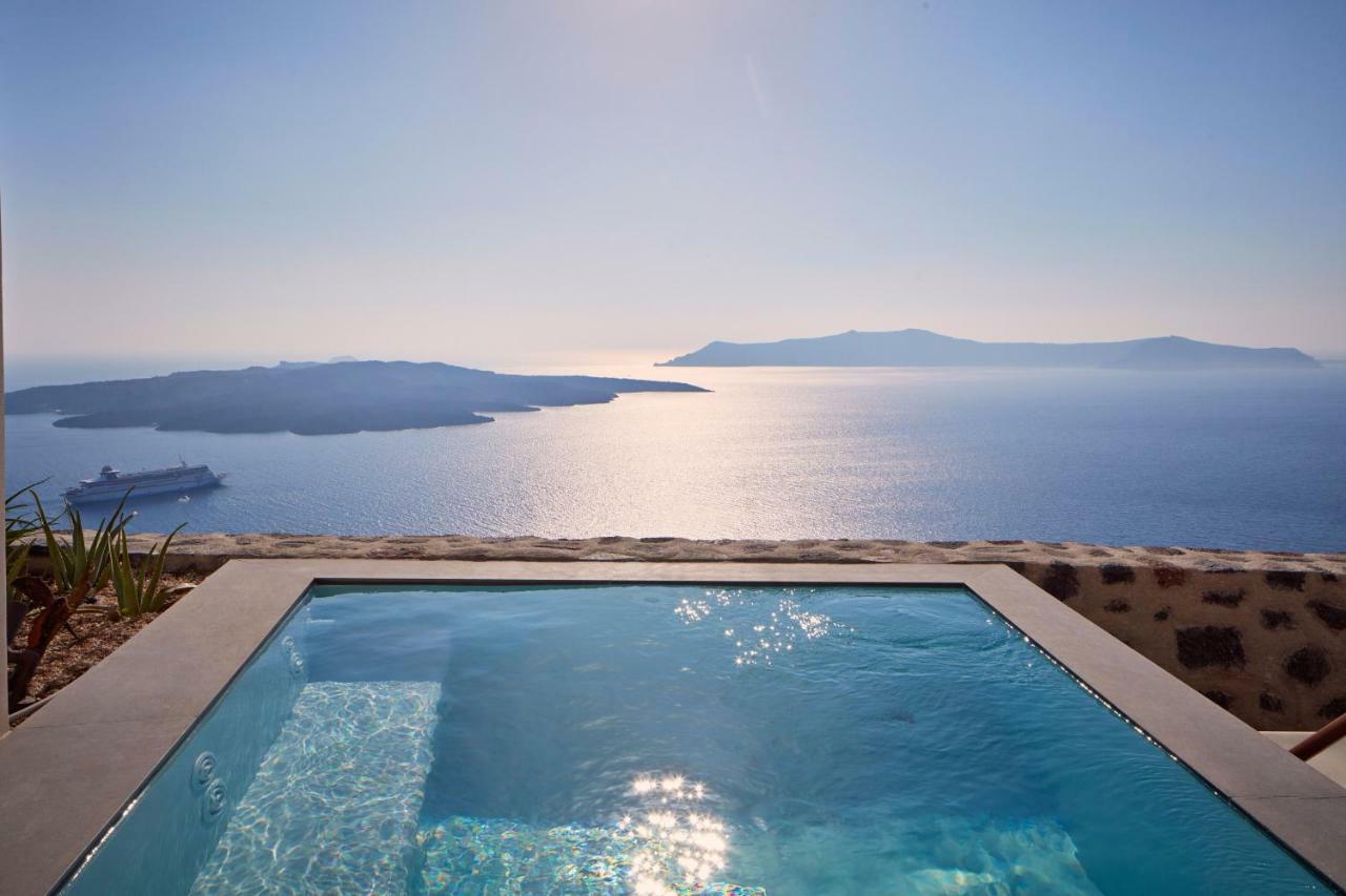 Aqua Suite Private Plunge Pool Caldera View