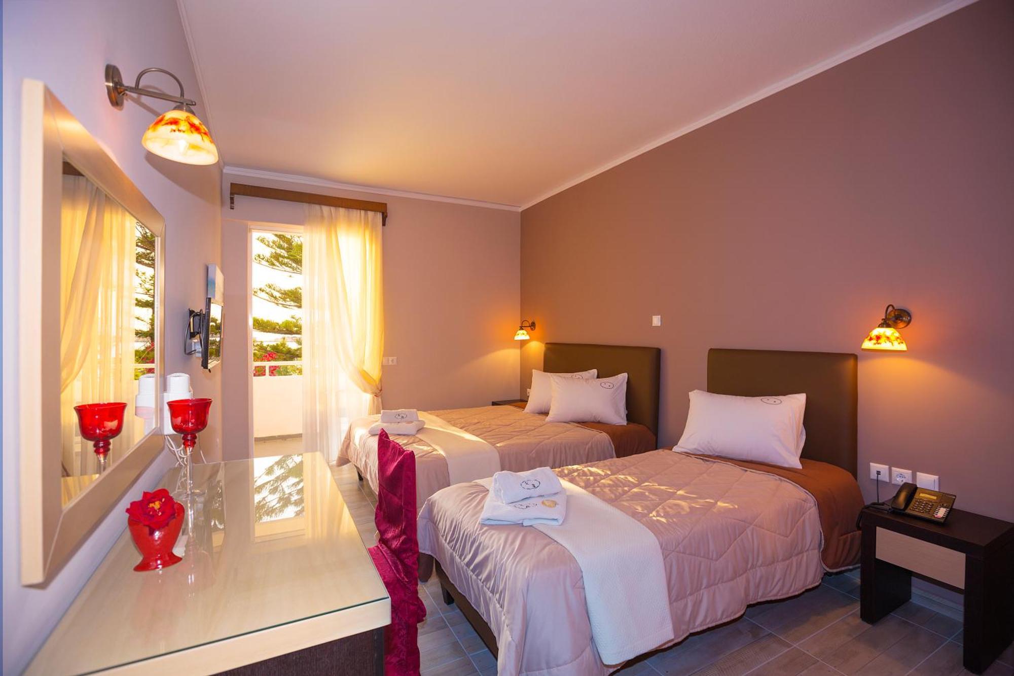 Double or Twin Room with Sea View