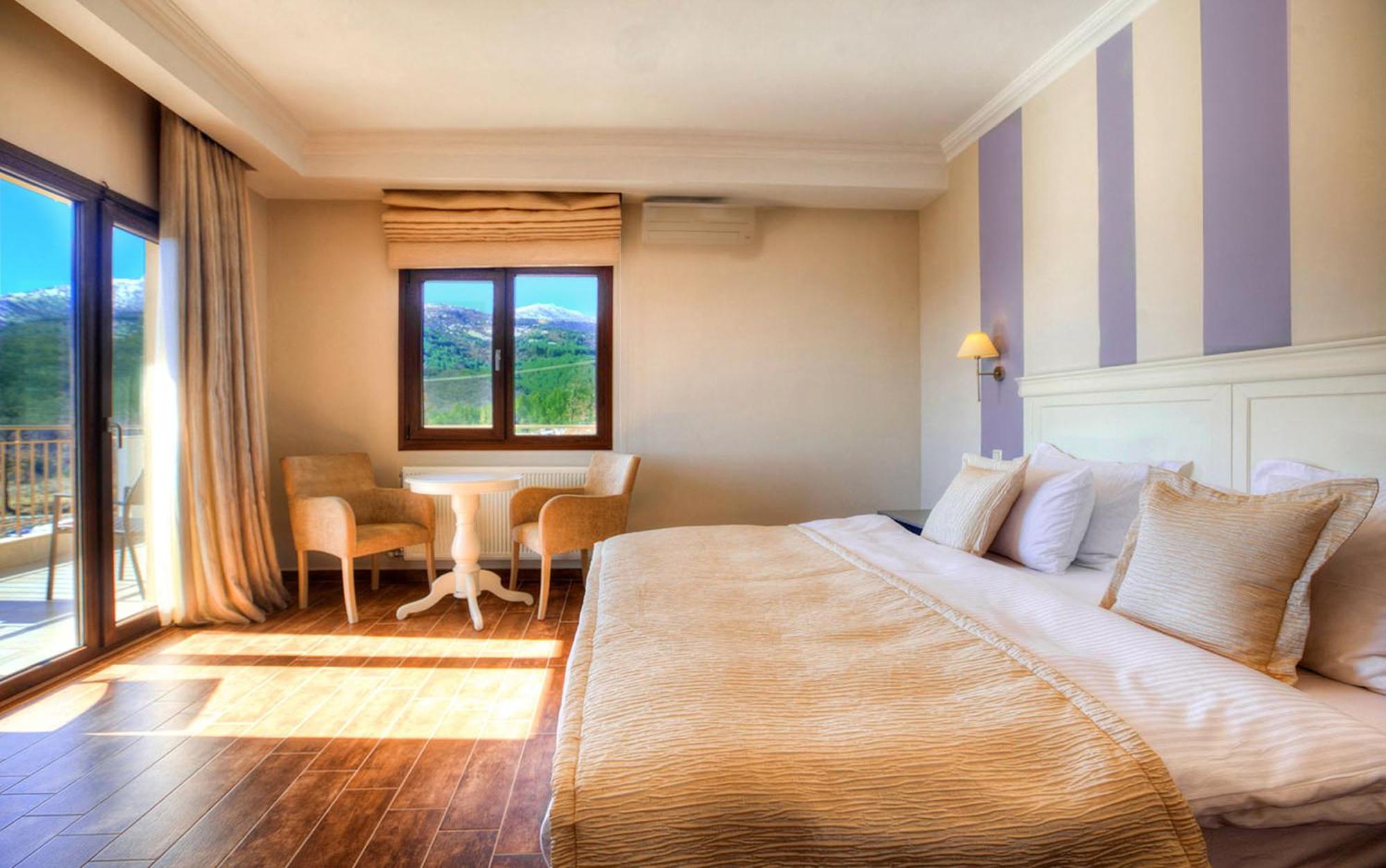 Family Interconnecting Room Lake View