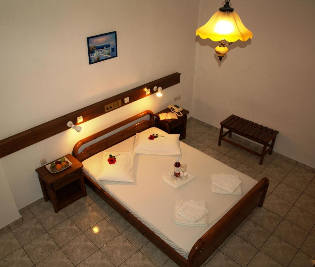 Double or Twin Room Pool View,19538957:JPEG