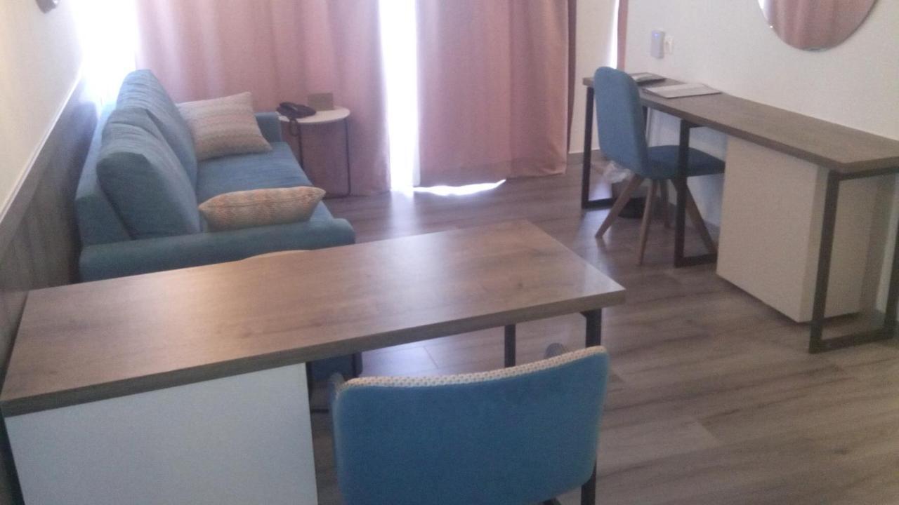 Premium Suite