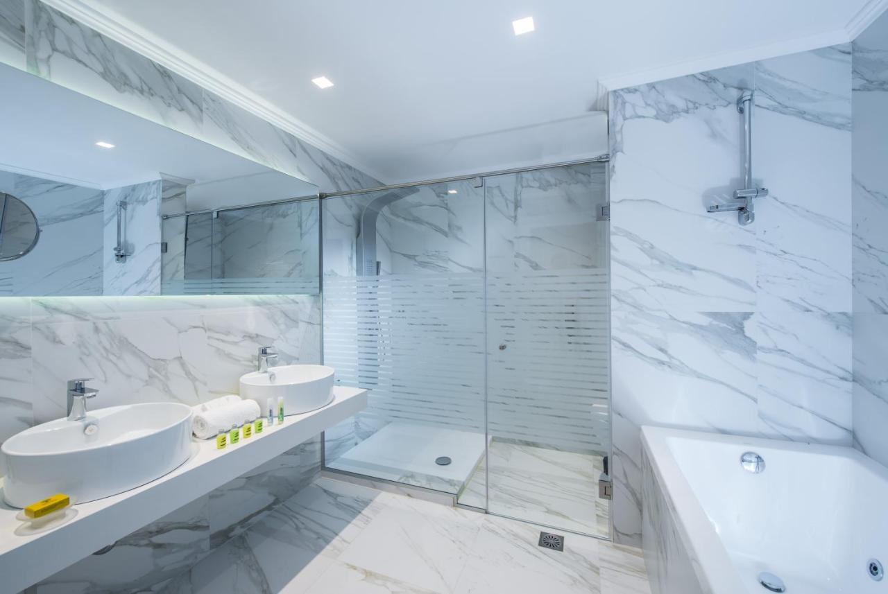 Two-Bedroom Family Suite