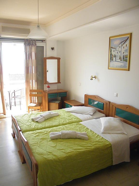 Double or Twin Room Partial Sea View