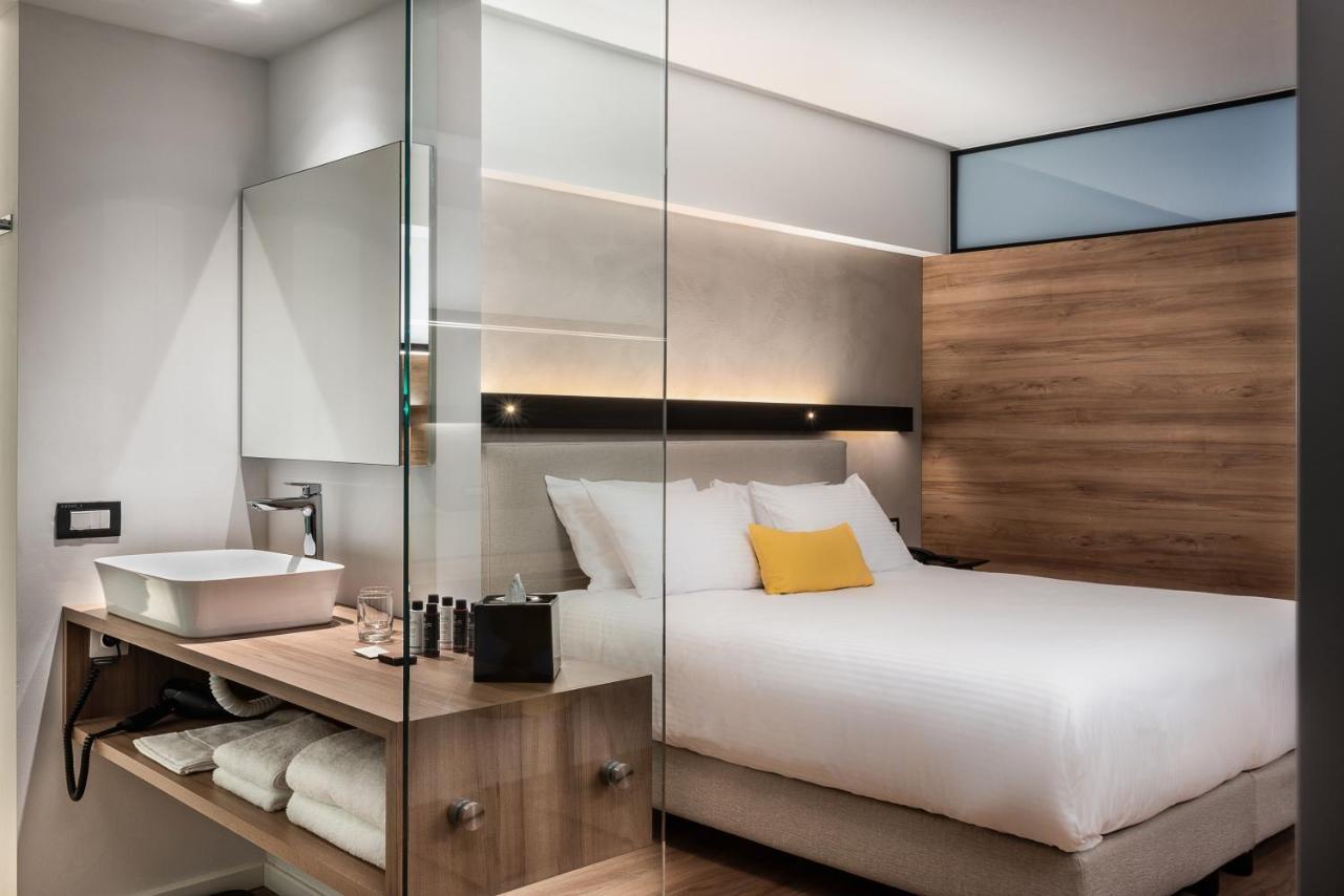 Junior Suite Pool View