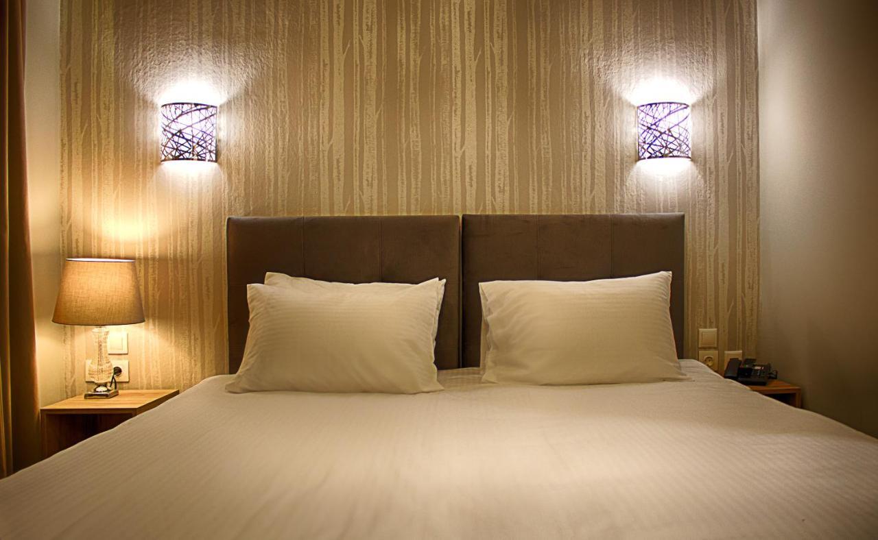 Large Single Room