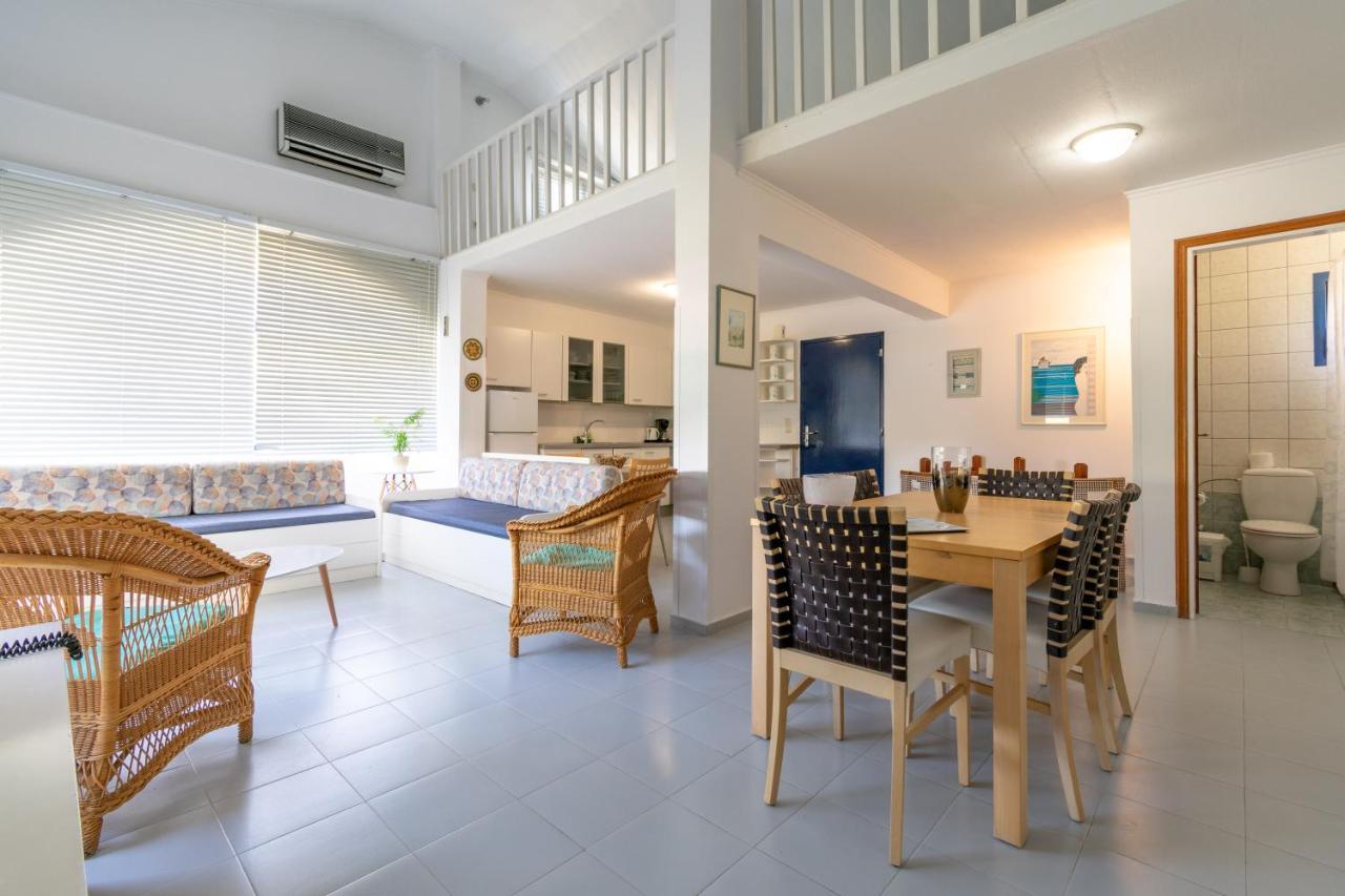 Three-Bedroom Villa Garden View