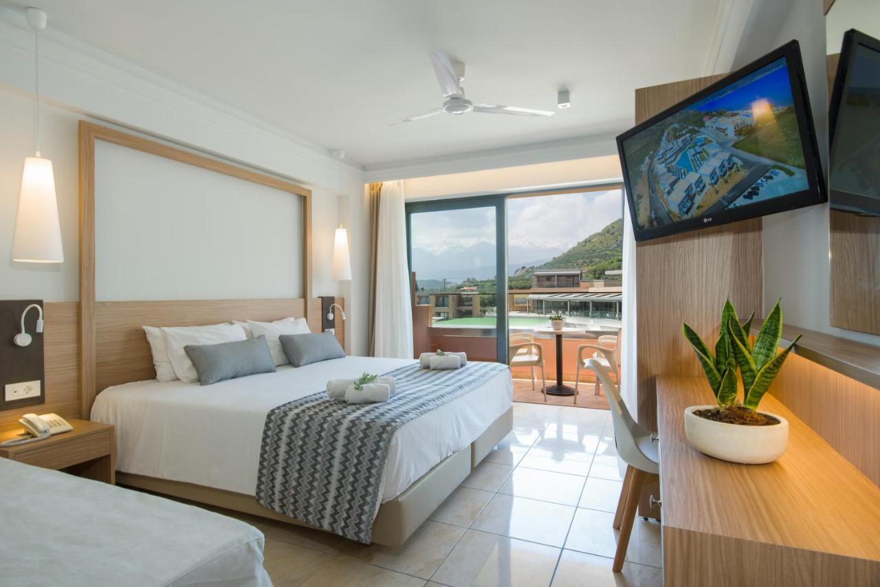 Family Room Mountain View