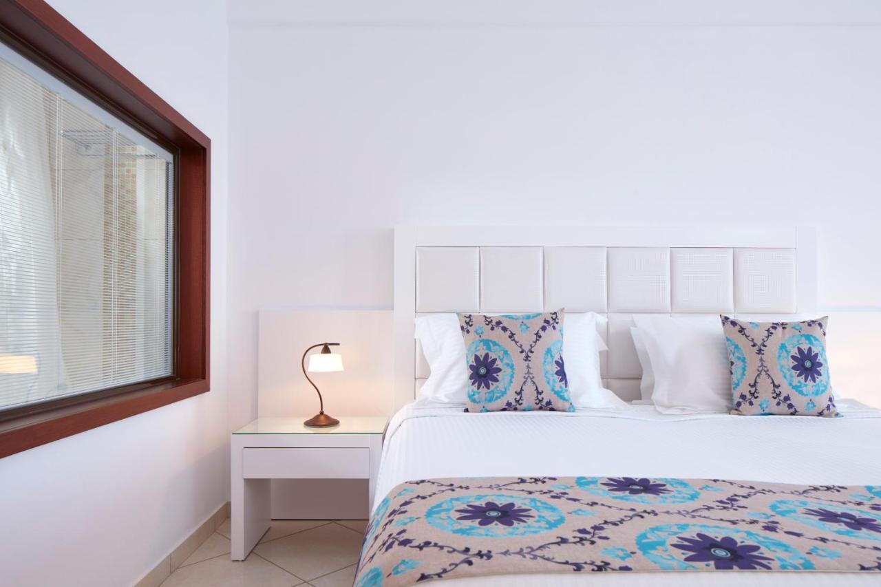 Grand Deluxe Room