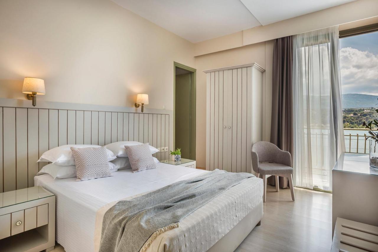 Twin or Double Room Balcony Sea View
