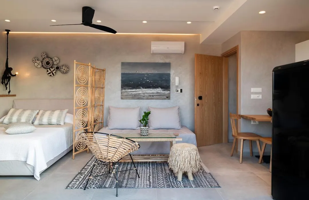 Petalo Suites-1