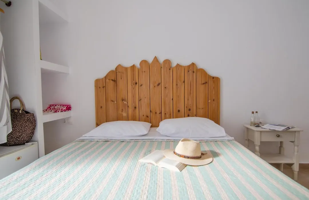 Marias Rooms-1