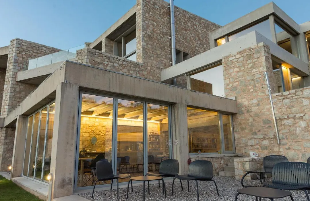 Escapade Luxury Residences-1