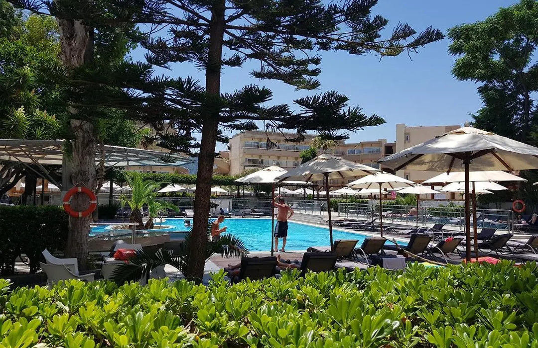 The Residence Suites - Adults Only-1