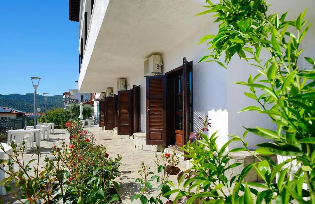 Kritikos Apartments-1