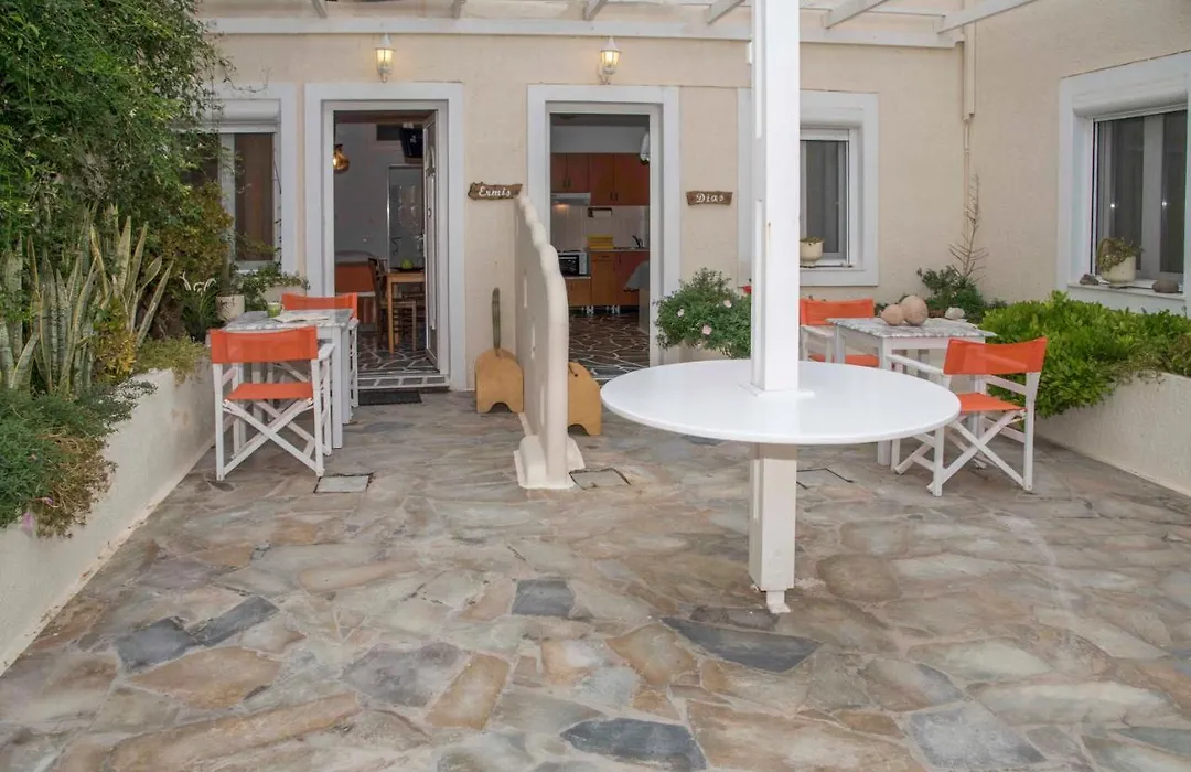 Papafragas Studios-1