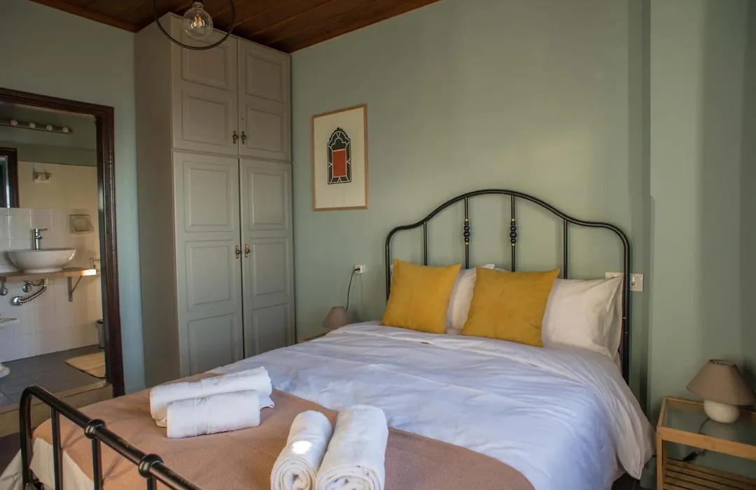 Charis Guesthouse-1