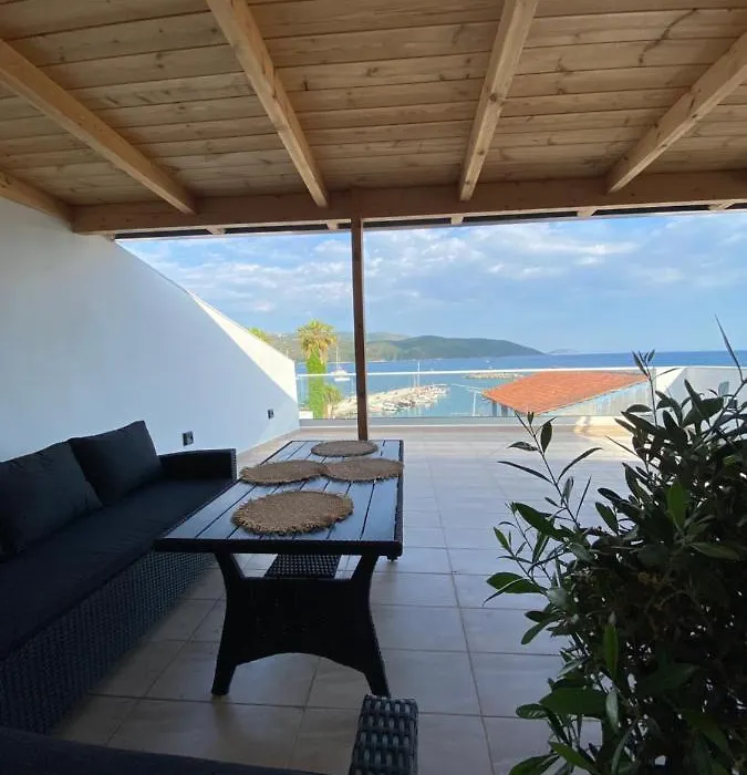 Medusa Luxury Apartments-1
