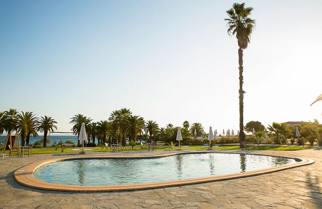 Kassandra Palace Seaside Resort-1