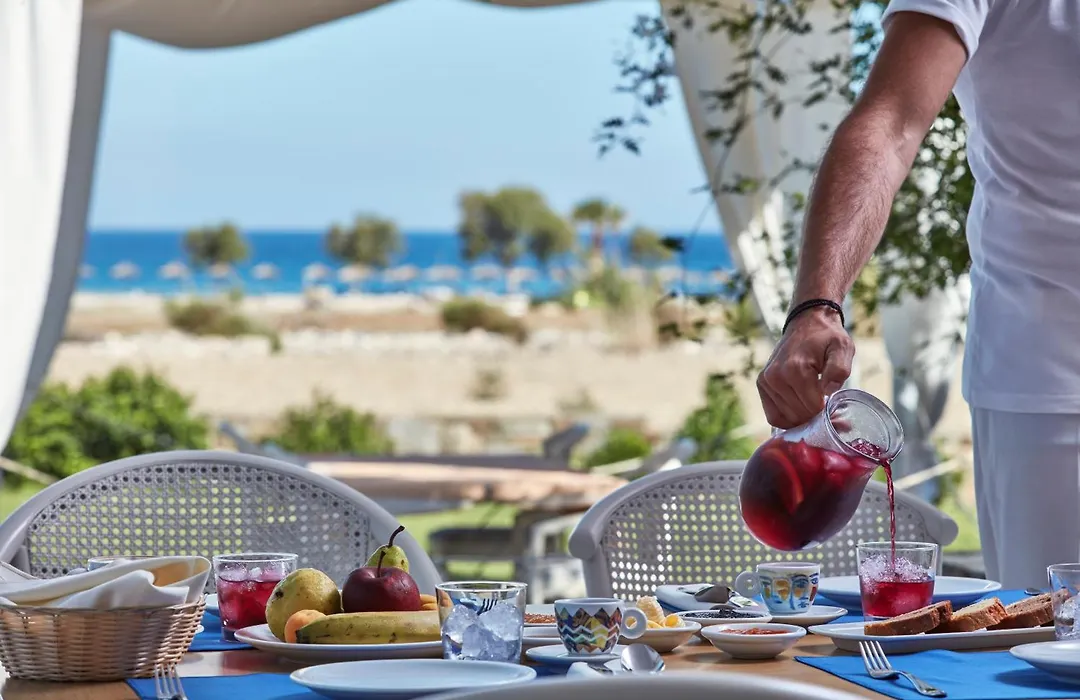 Yria Island Boutique Hotel & Spa-1