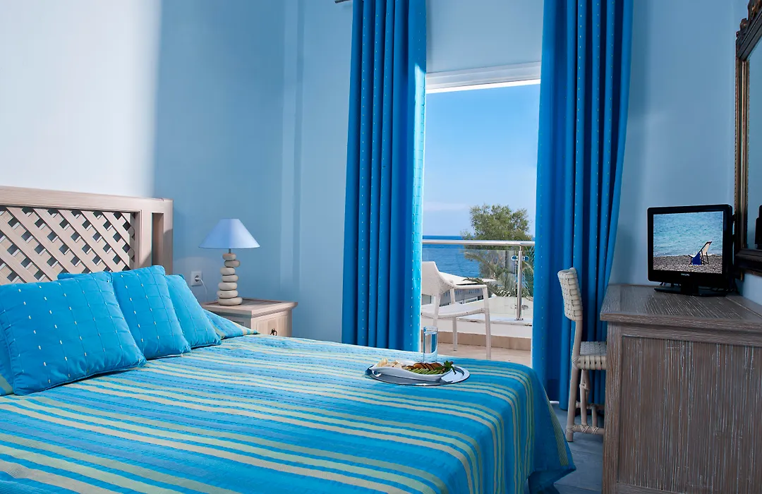 Alesahne Beach Hotel-1