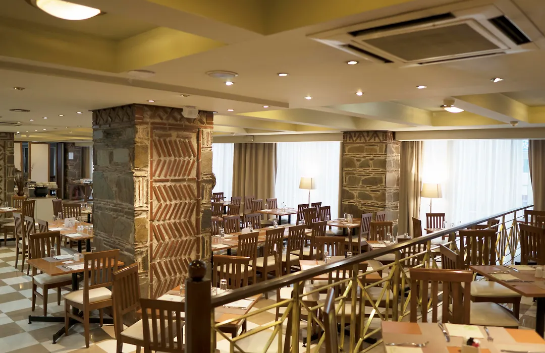 Capsis Hotel Thessaloniki-1