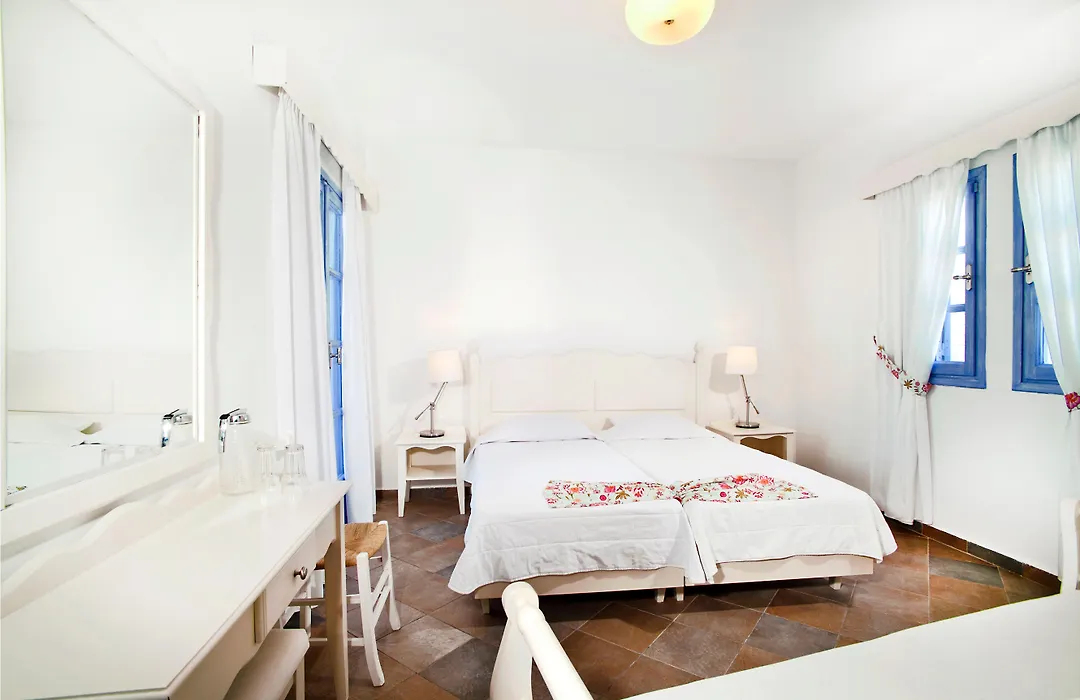Koufonisia Hotel & Resort-1