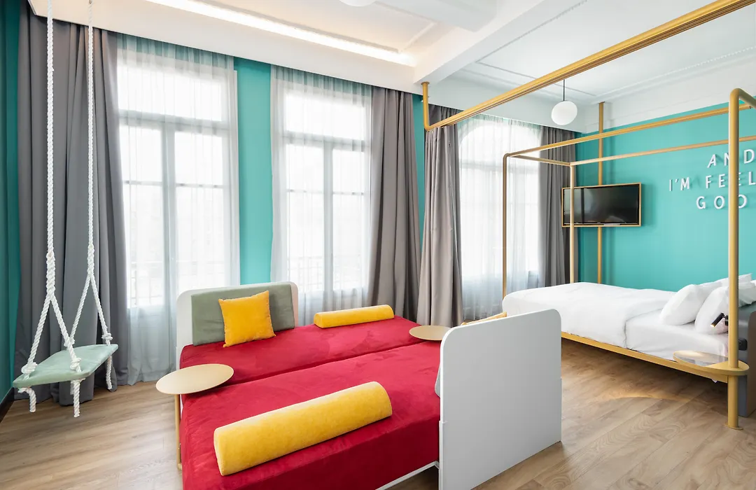 Colors Urban Hotel Thessaloniki-1