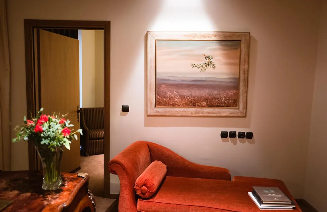 Mainalon Resort-1