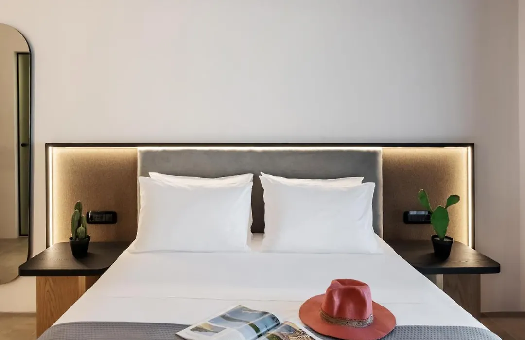 Chora Suites By Premium Key-1